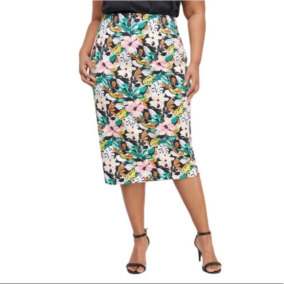 LaneBryant Tropical Scuba Pencil Skirt NWT Size 26 - Picture 2 of 7